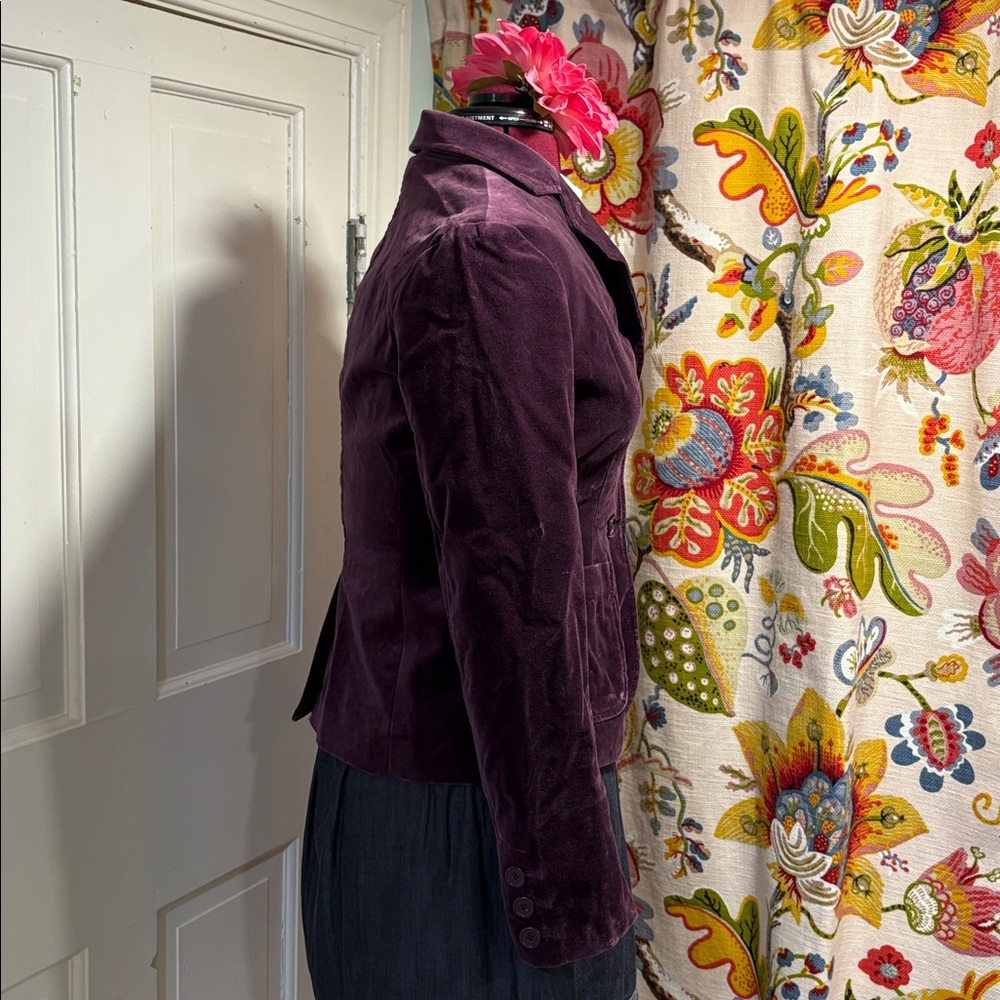 GAP Women's Deep Purple Velvet Blazer - Picture 2 of 5